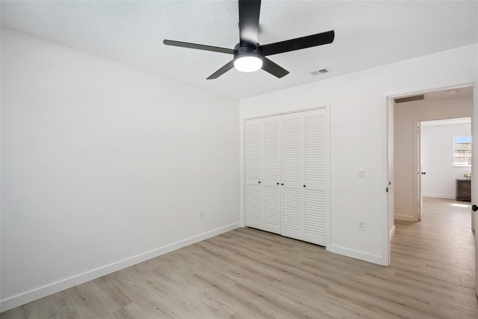2713 Yucca St Property Photo 21