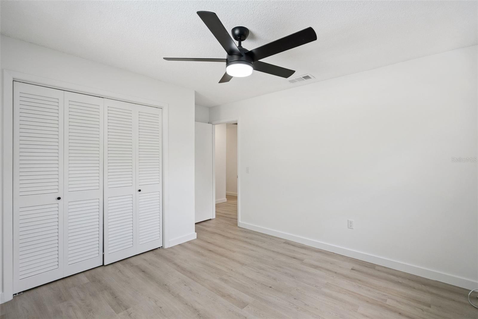 2713 Yucca St Property Photo 22