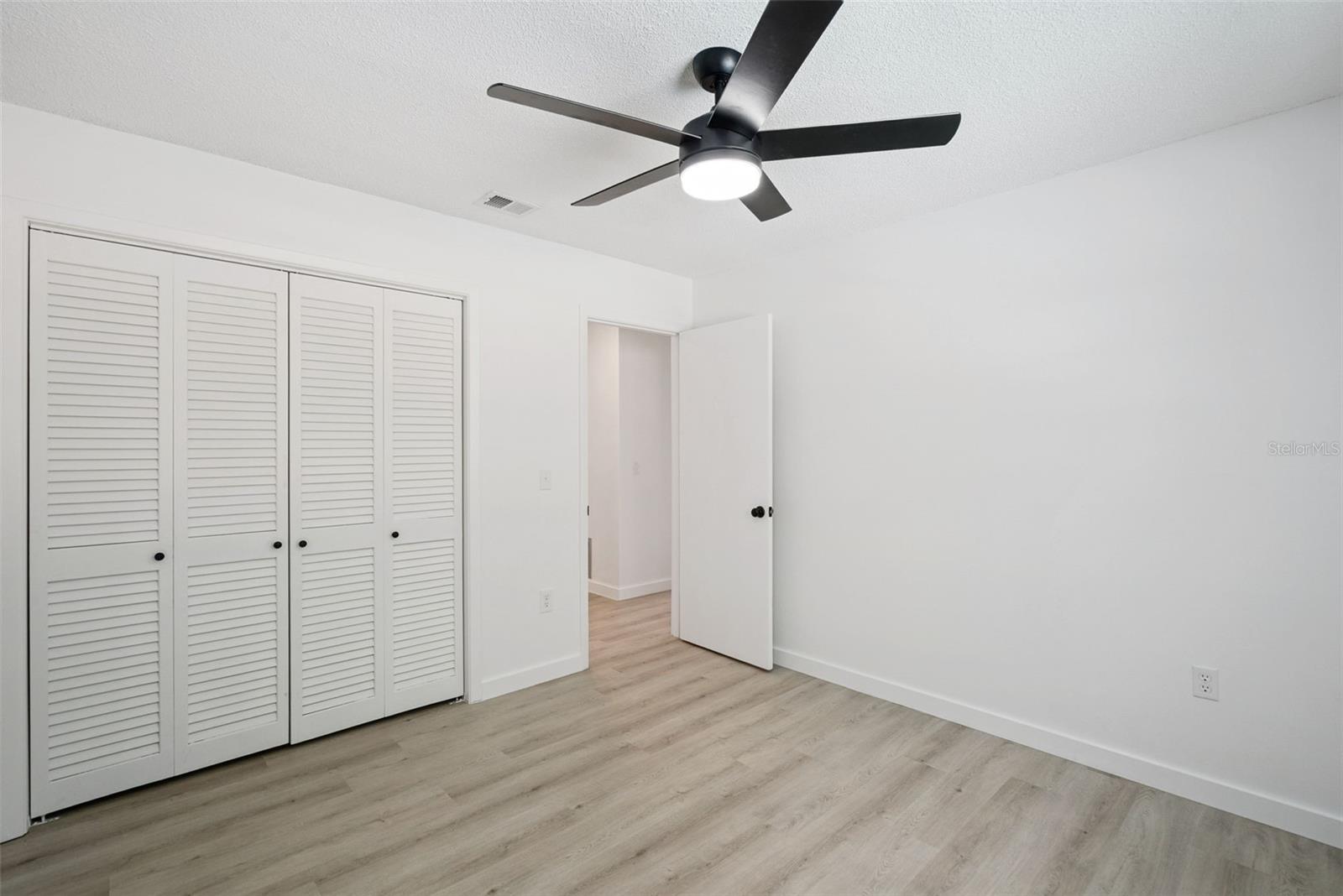 2713 Yucca St Property Photo 23