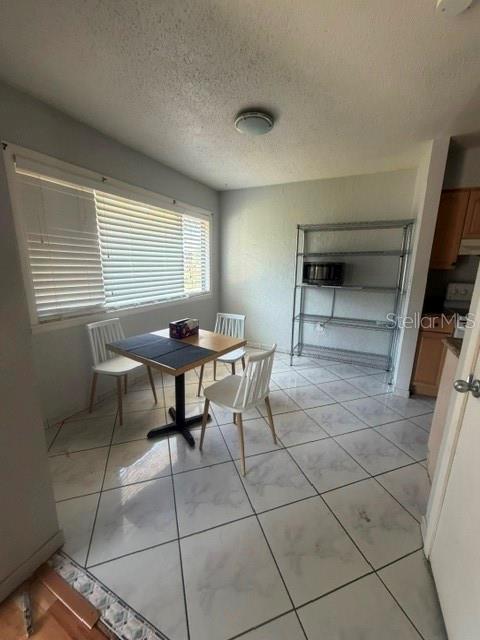 5981 Windhover Dr #a10 Property Photo 6