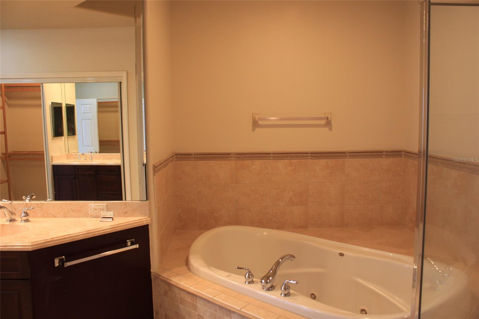 8743 The Esplanade #22 Property Photo 23