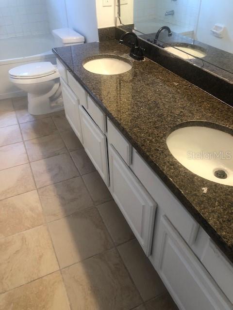 413 Summit Ridge Pl #305 Property Photo 8