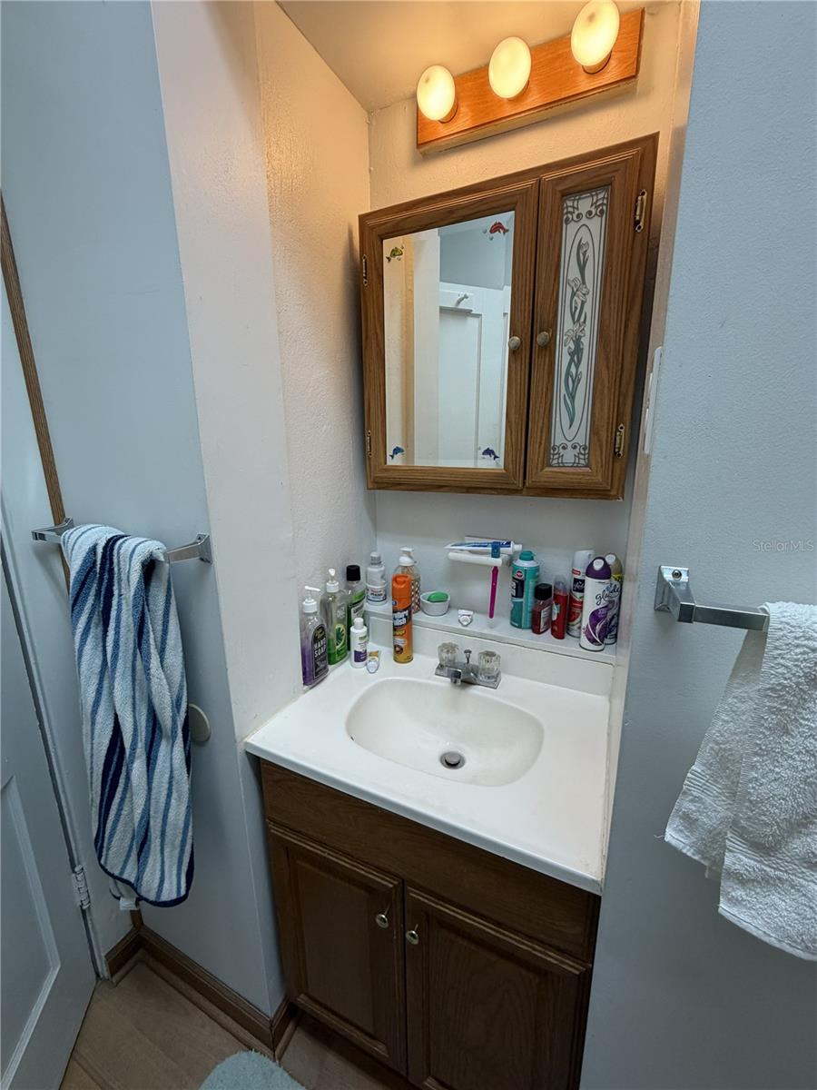 600 5th Ave Property Photo 14