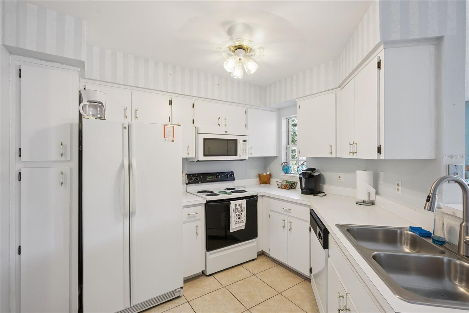 737 Olympic Cir Property Photo 15