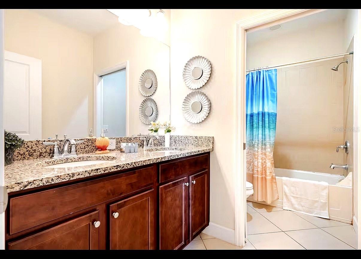 354 Captiva Dr Property Photo 20