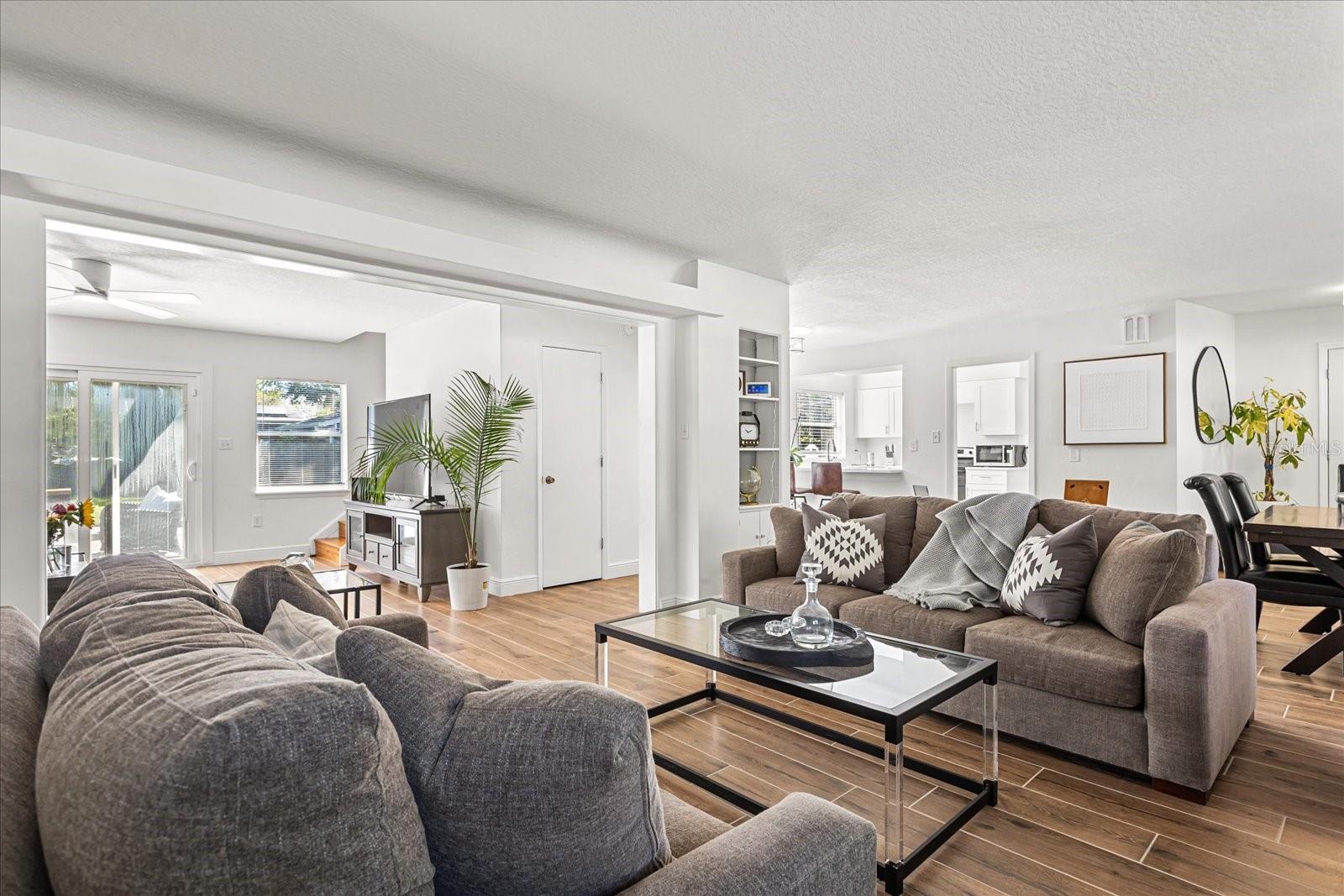 2418 Euston Rd Property Photo 7