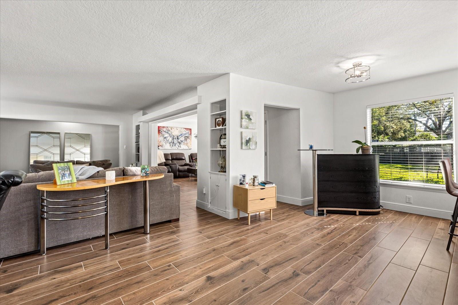 2418 Euston Rd Property Photo 10