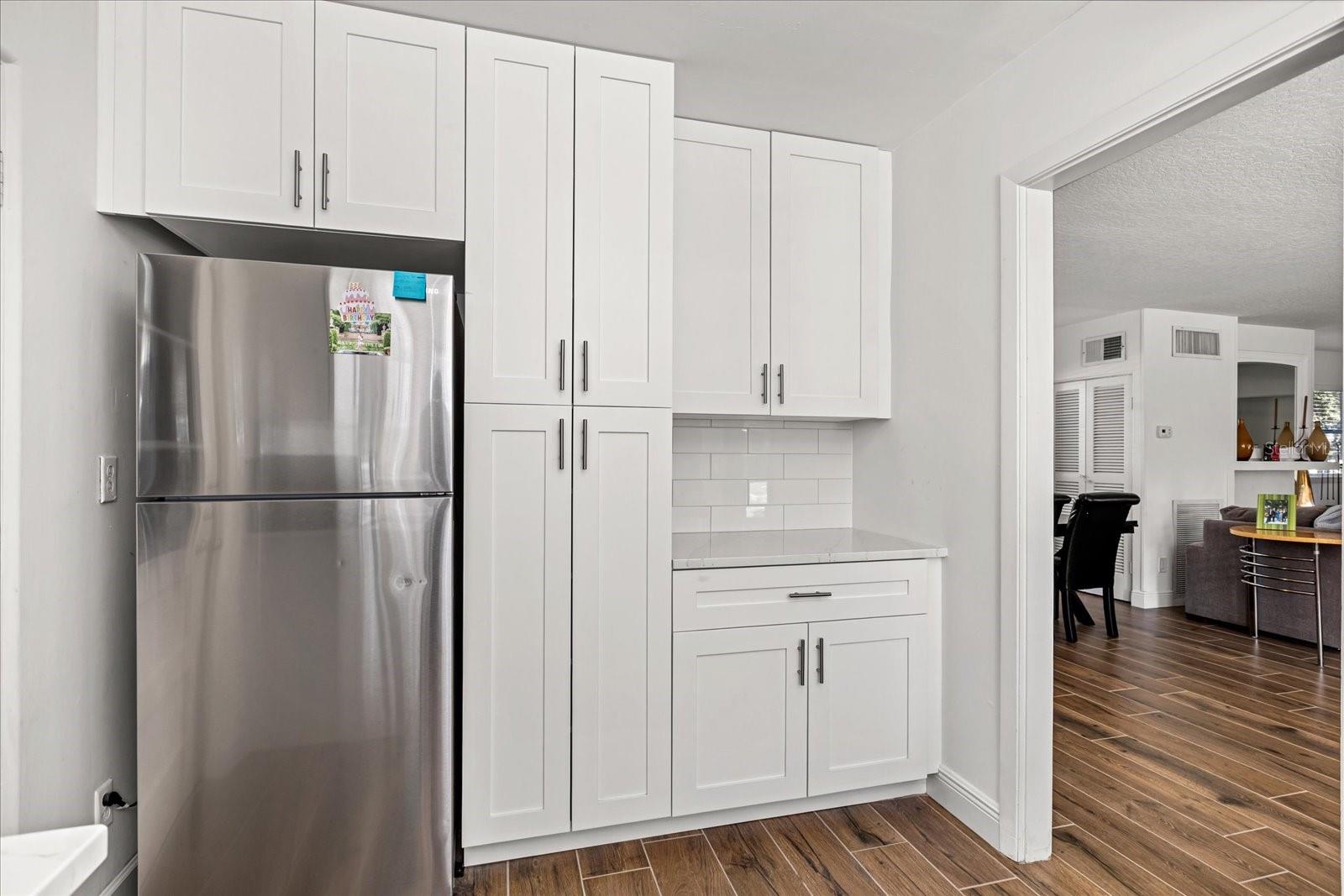 2418 Euston Rd Property Photo 14