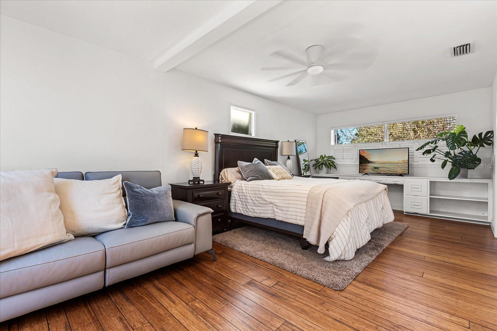 2418 Euston Rd Property Photo 27