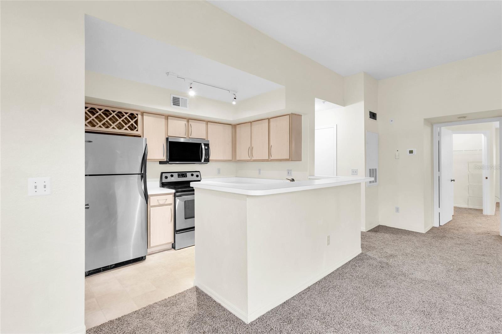 7280 Westpointe Blvd #831 Property Photo 10