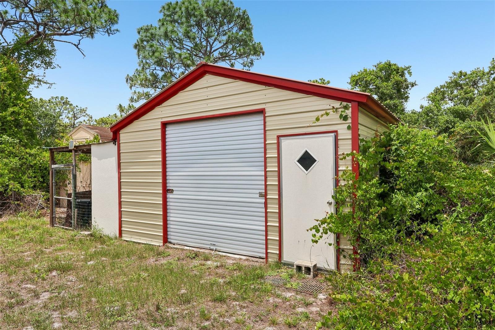 9085 Mercury Dr Property Photo 37