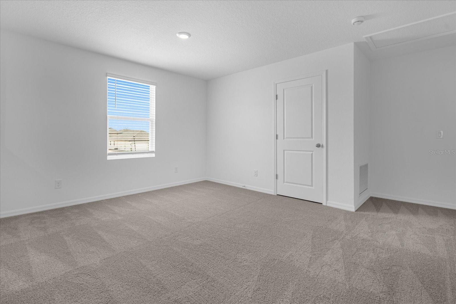 2306 Lancashire St Property Photo 9