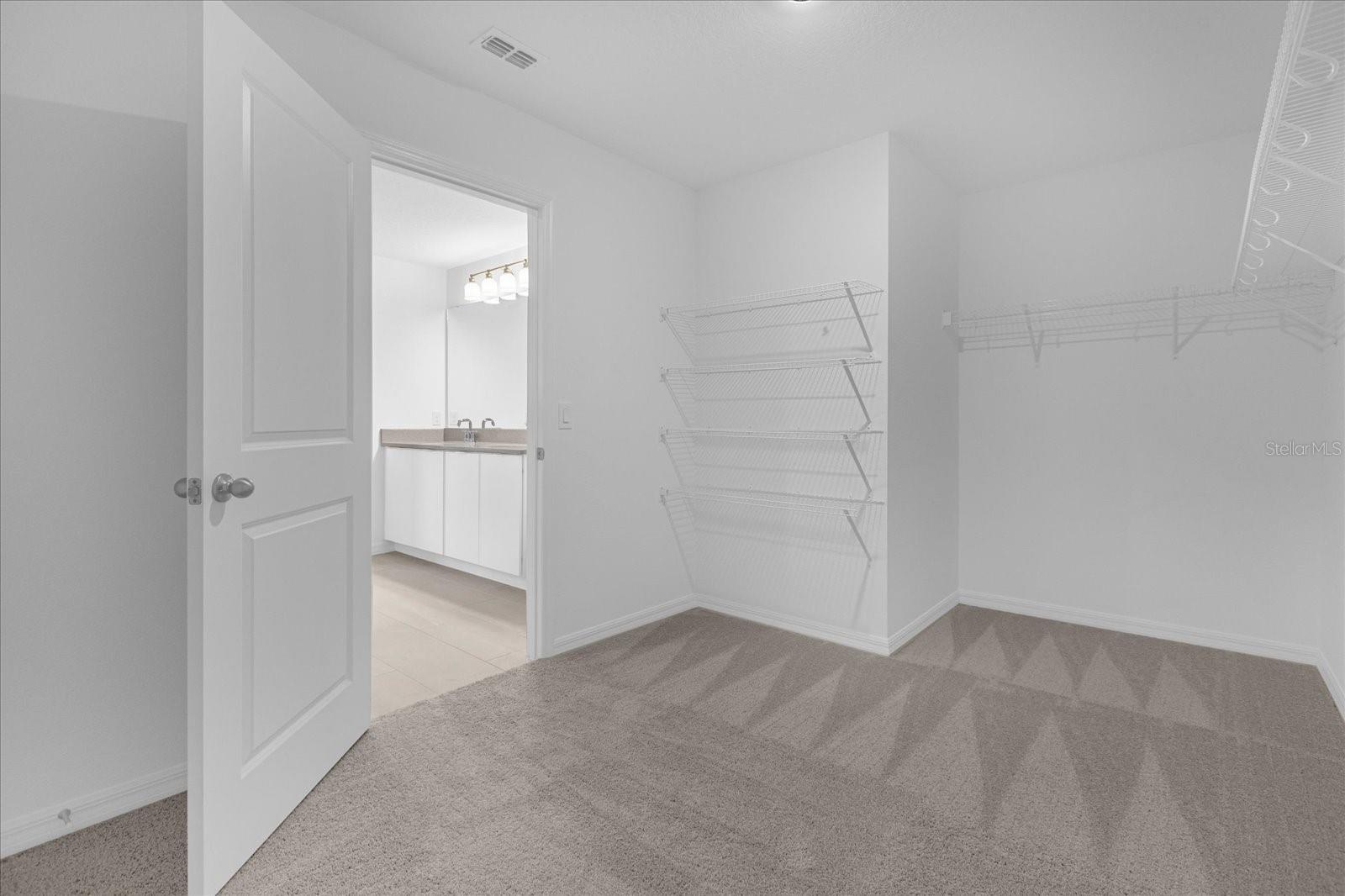 2306 Lancashire St Property Photo 16