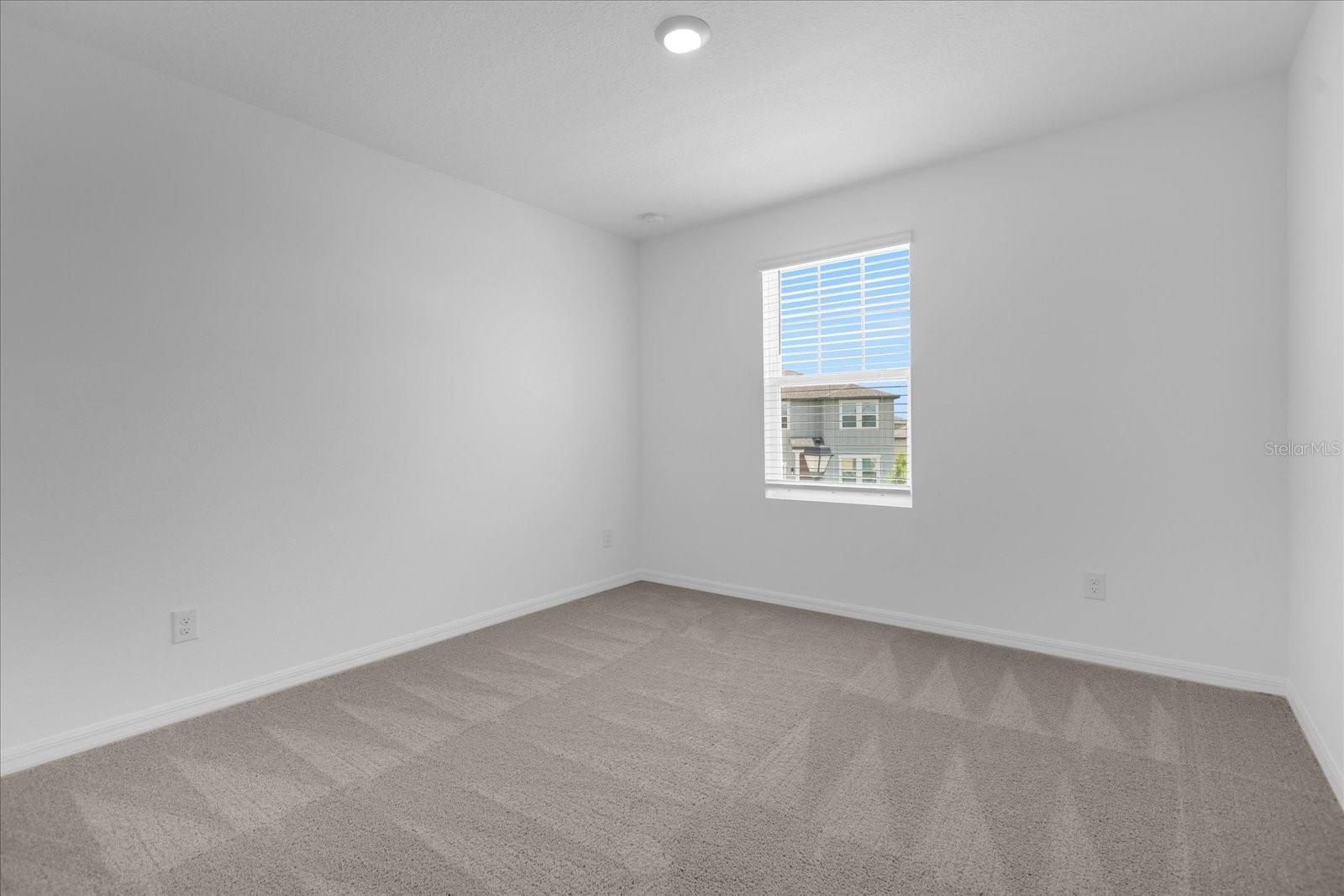 2306 Lancashire St Property Photo 22