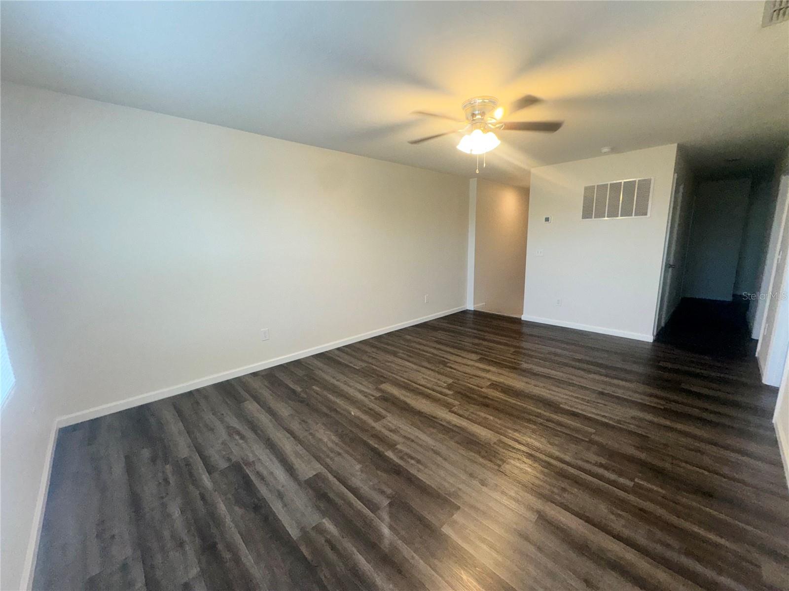 2257 Litchfield Loop Property Photo 12