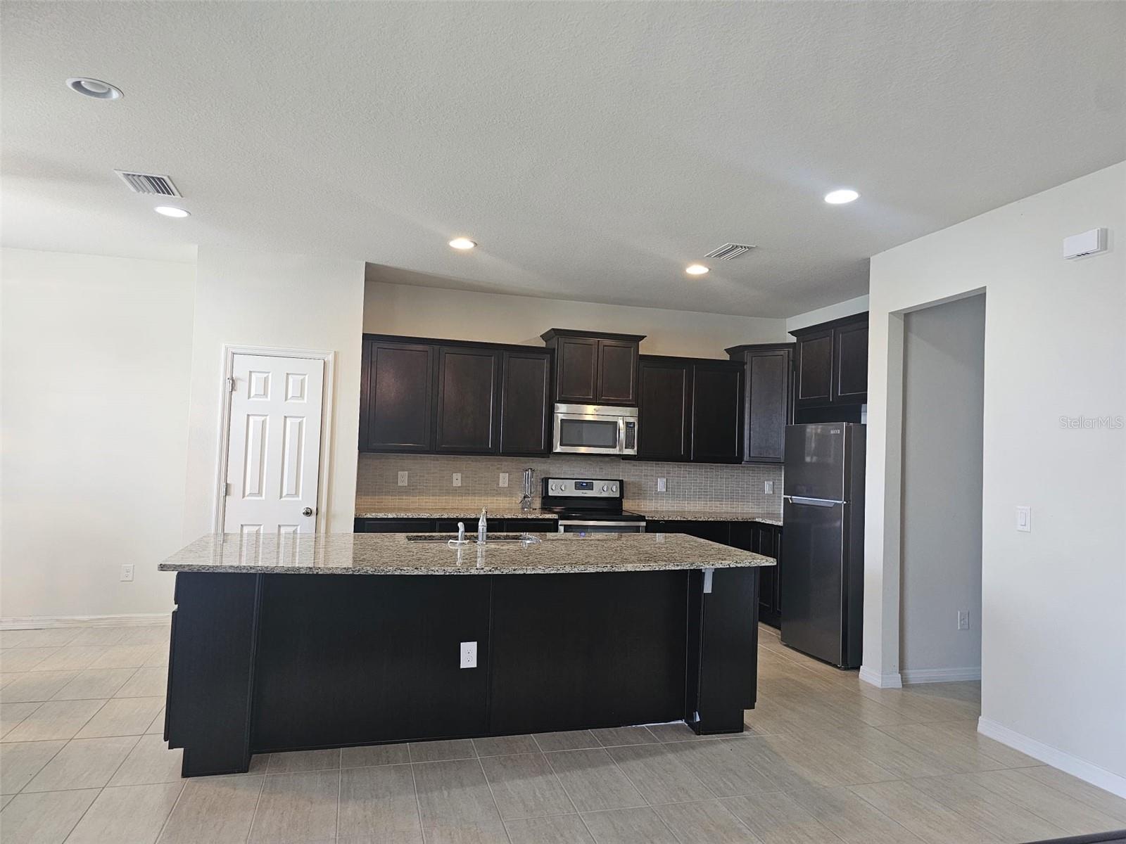 6022 Sweet Birch Dr Property Photo 8