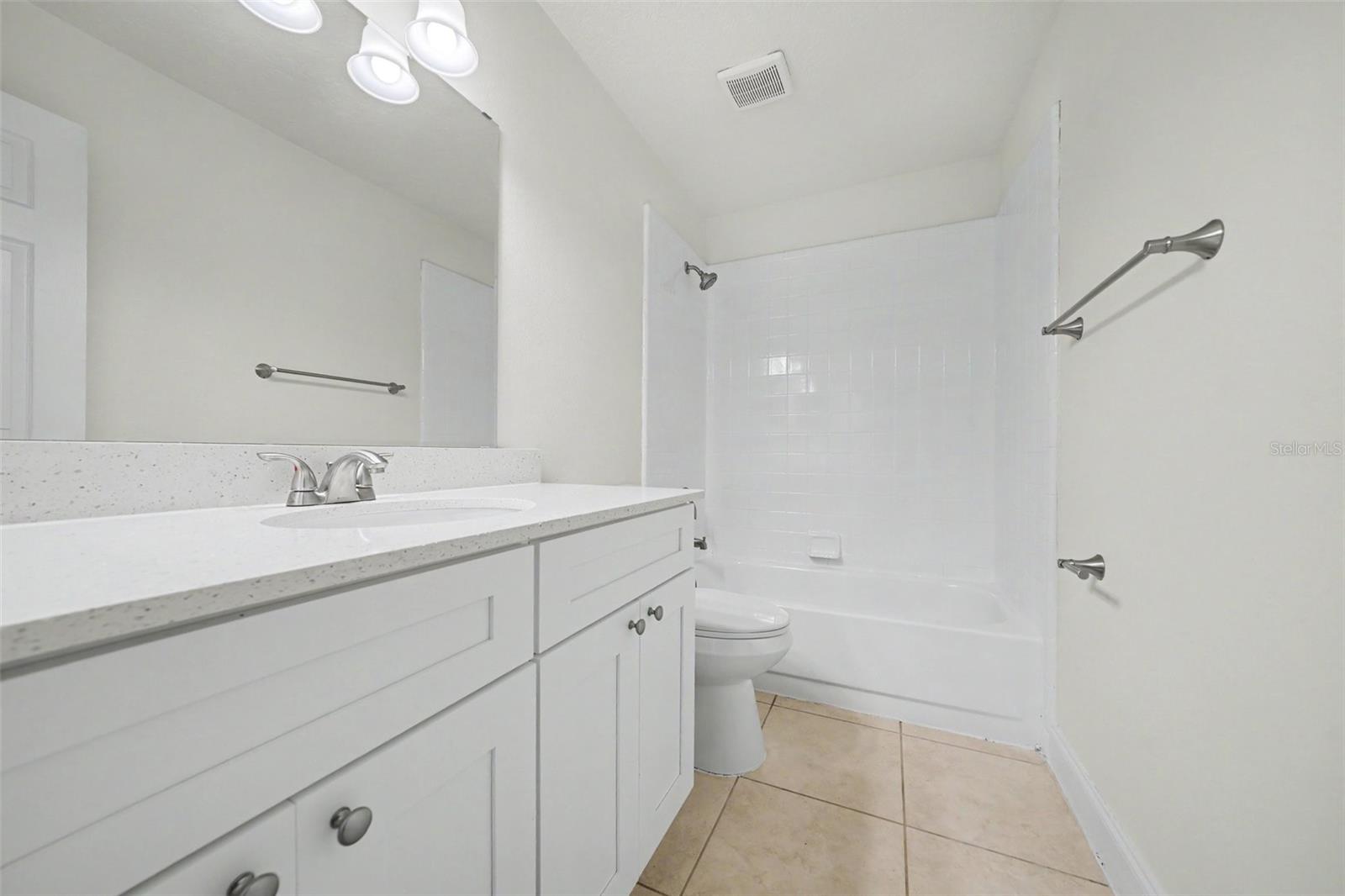 4533 Bridgeton Ln Property Photo 11