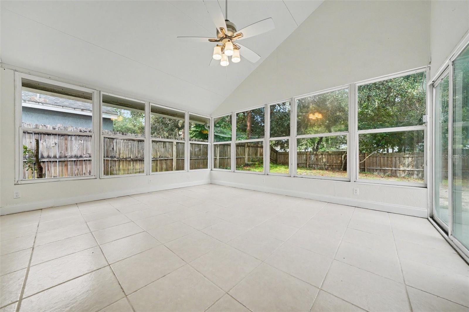 4533 Bridgeton Ln Property Photo 12