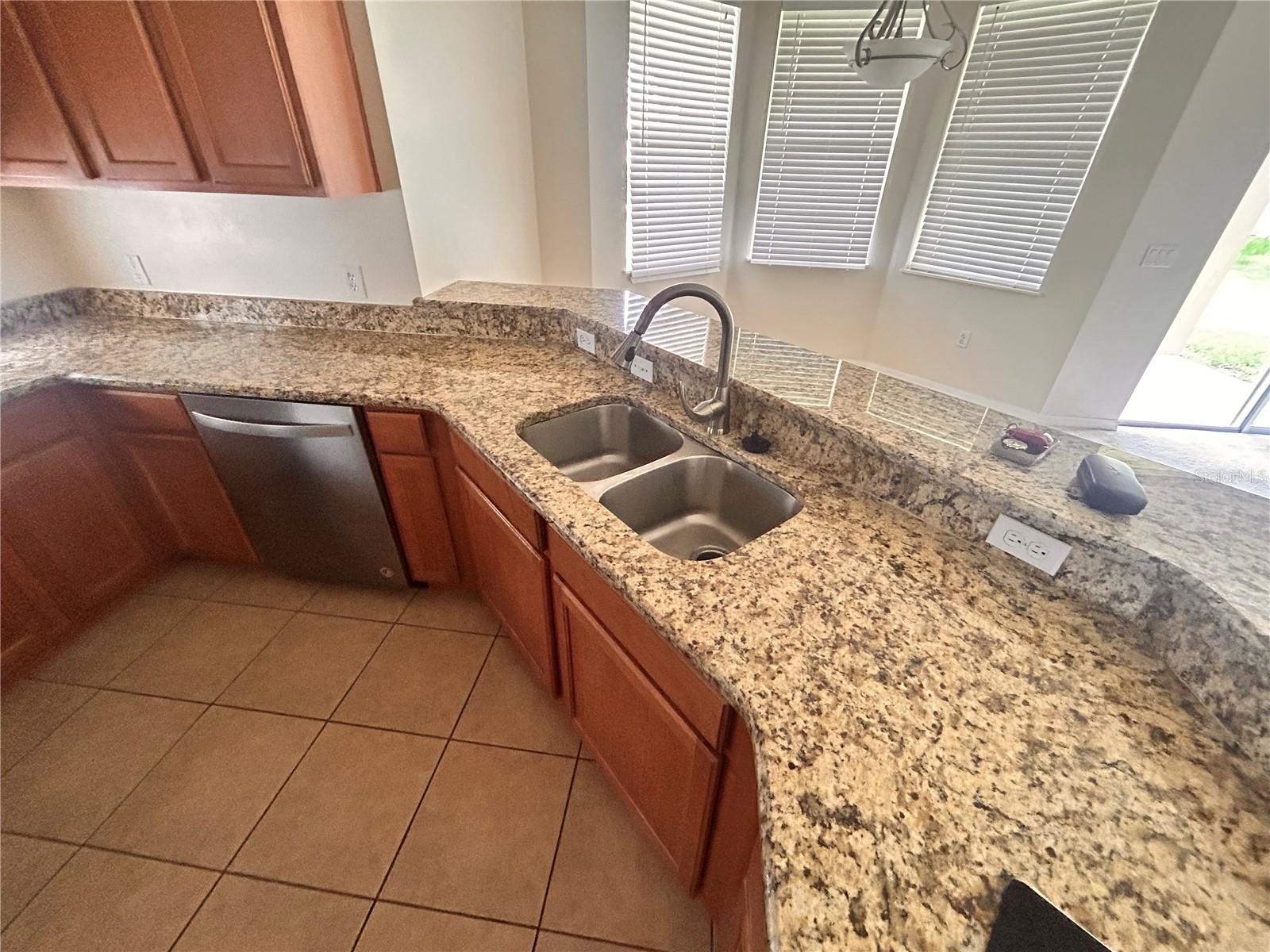 1125 Lascala Dr Property Photo 10