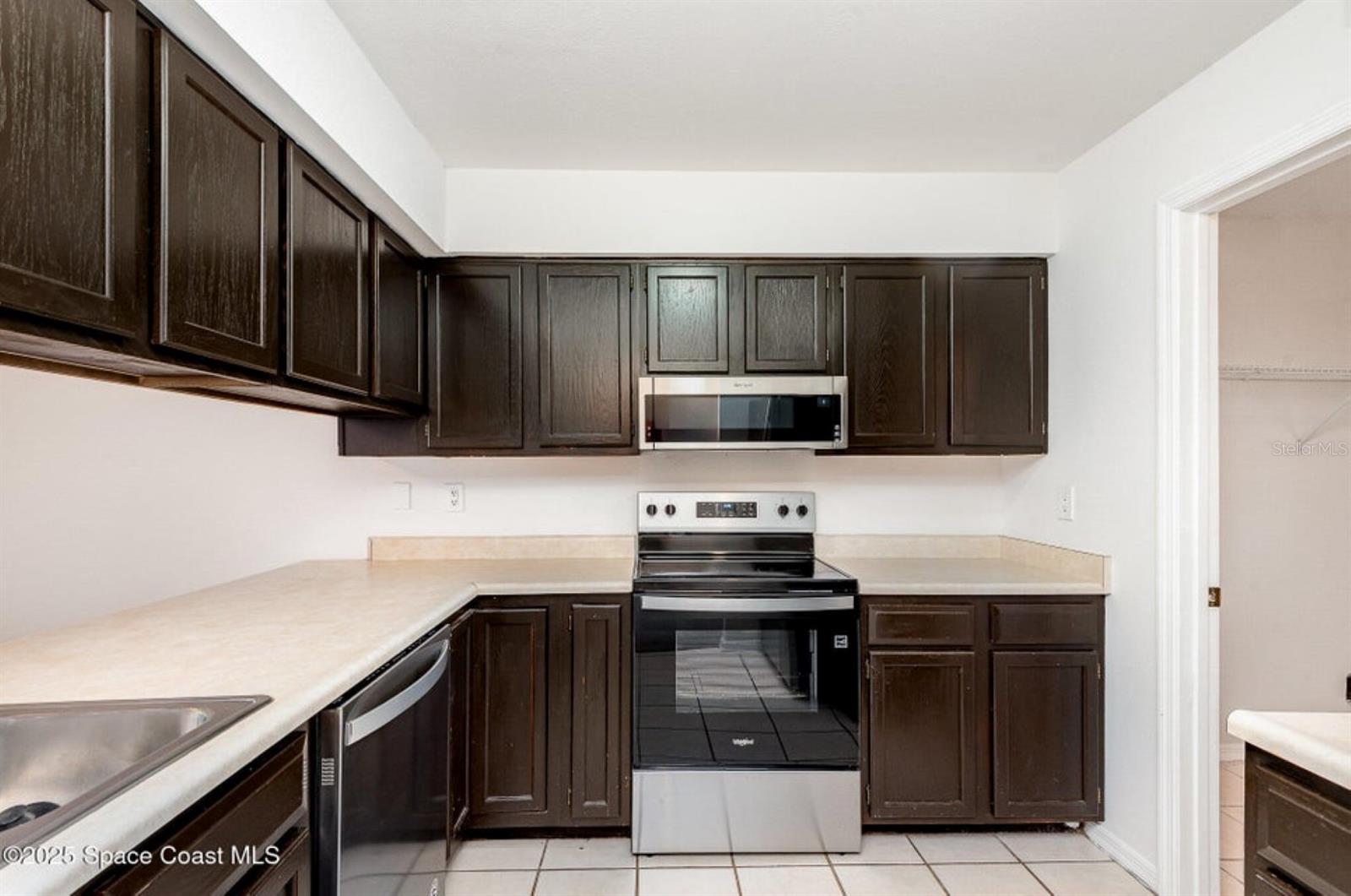 3164 Finsterwald Dr #3164 Property Photo 10