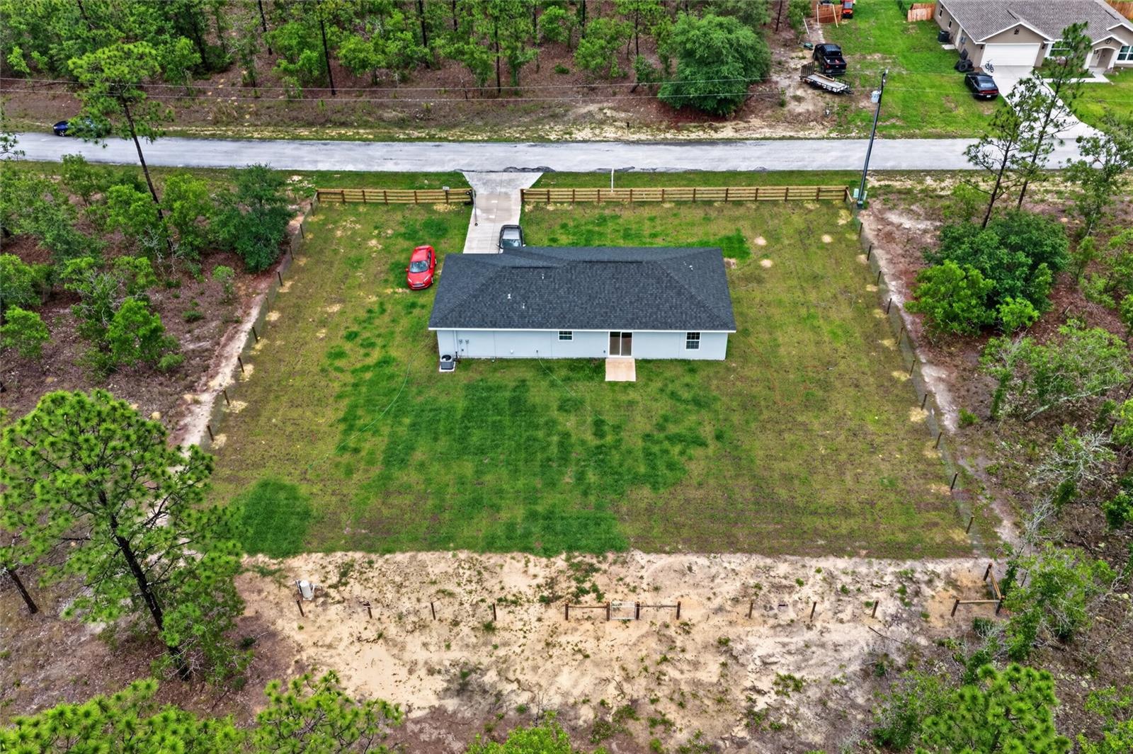 452 Nw Crocus Ln Property Photo 23