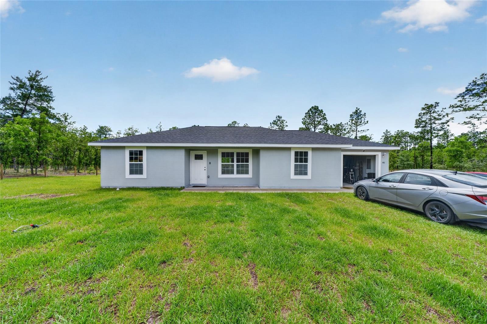 452 Nw Crocus Ln Property Photo 31