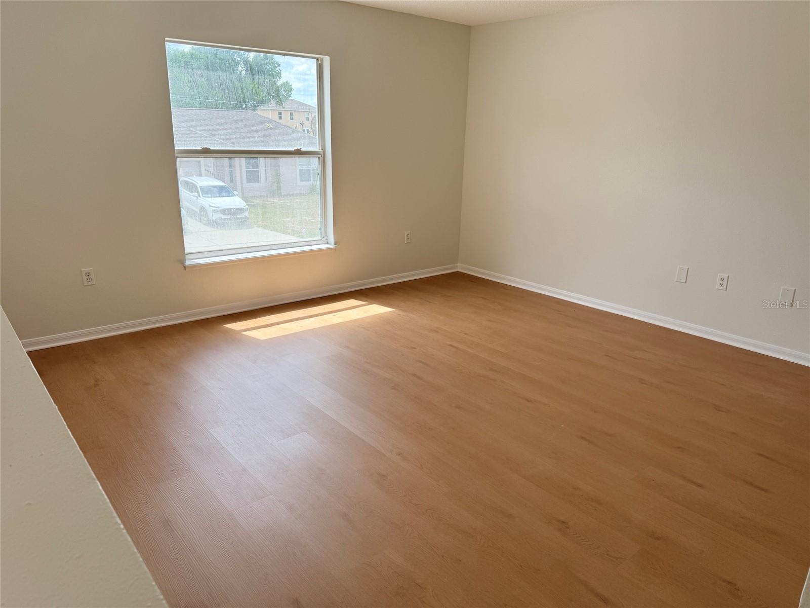 5871 Windridge Dr Property Photo 5
