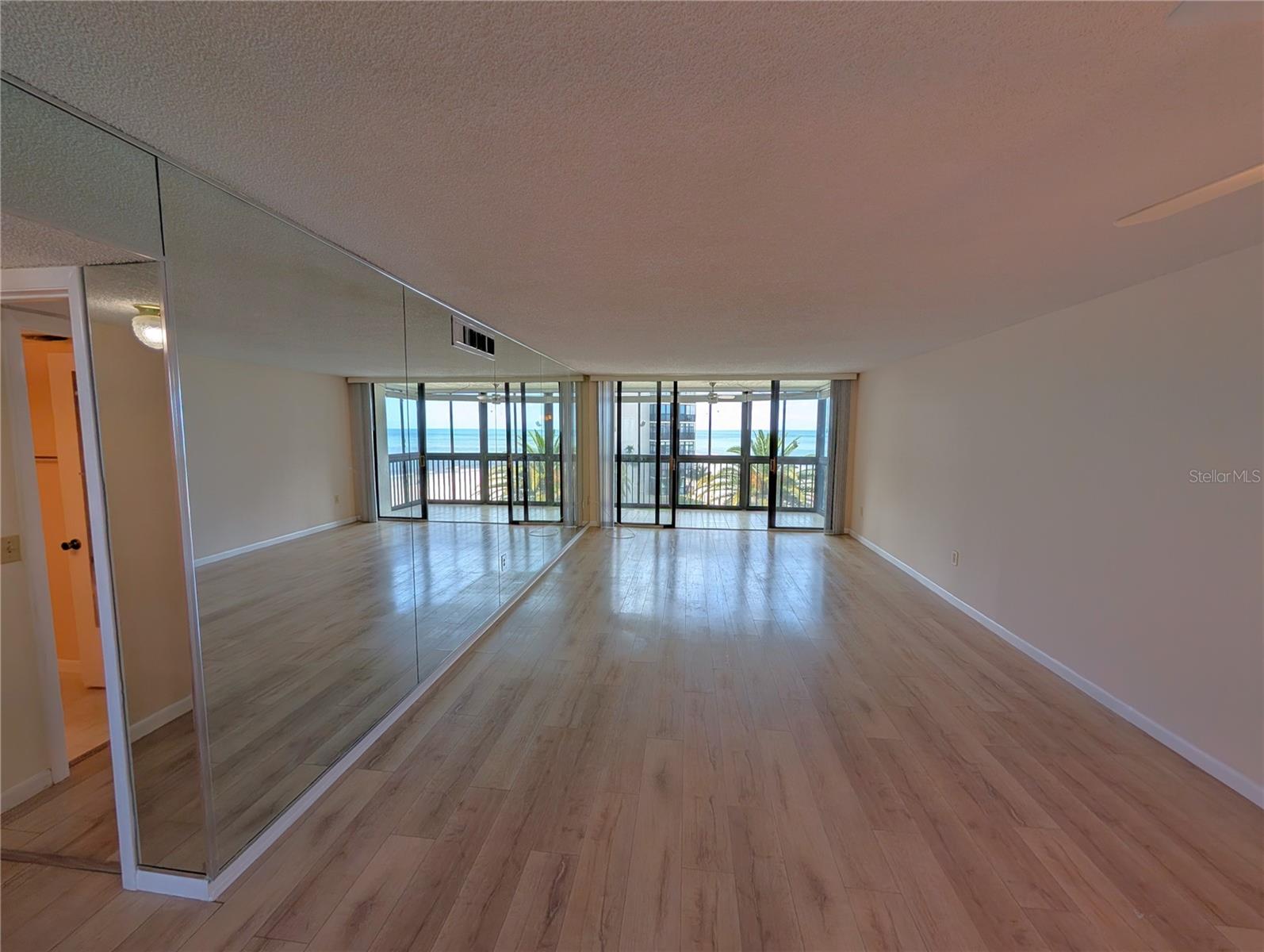 18304 Gulf Blvd #406 Property Photo 6