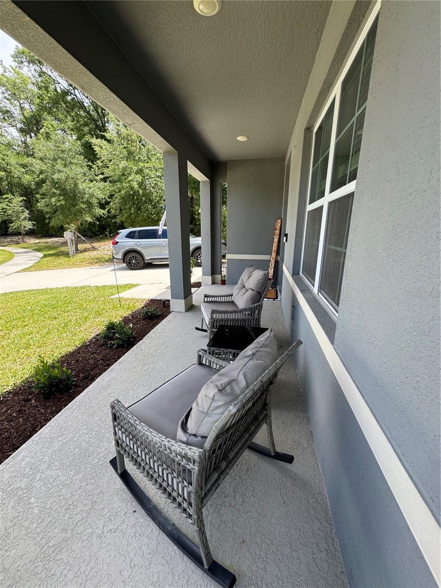 325 Charles Dr Property Photo 6