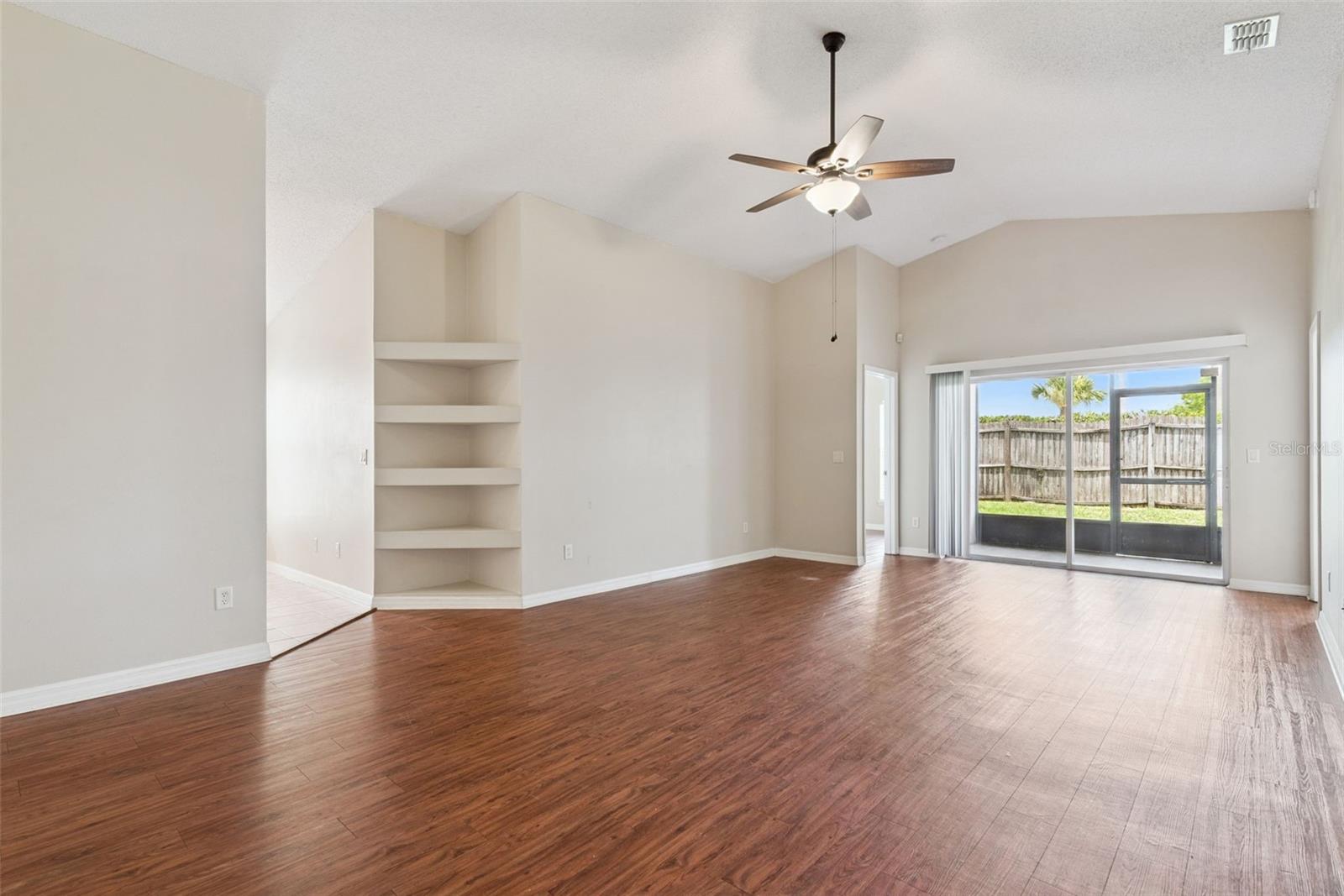 13831 Guildhall Cir Property Photo 3