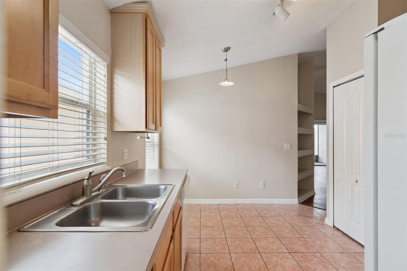 13831 Guildhall Cir Property Photo 6