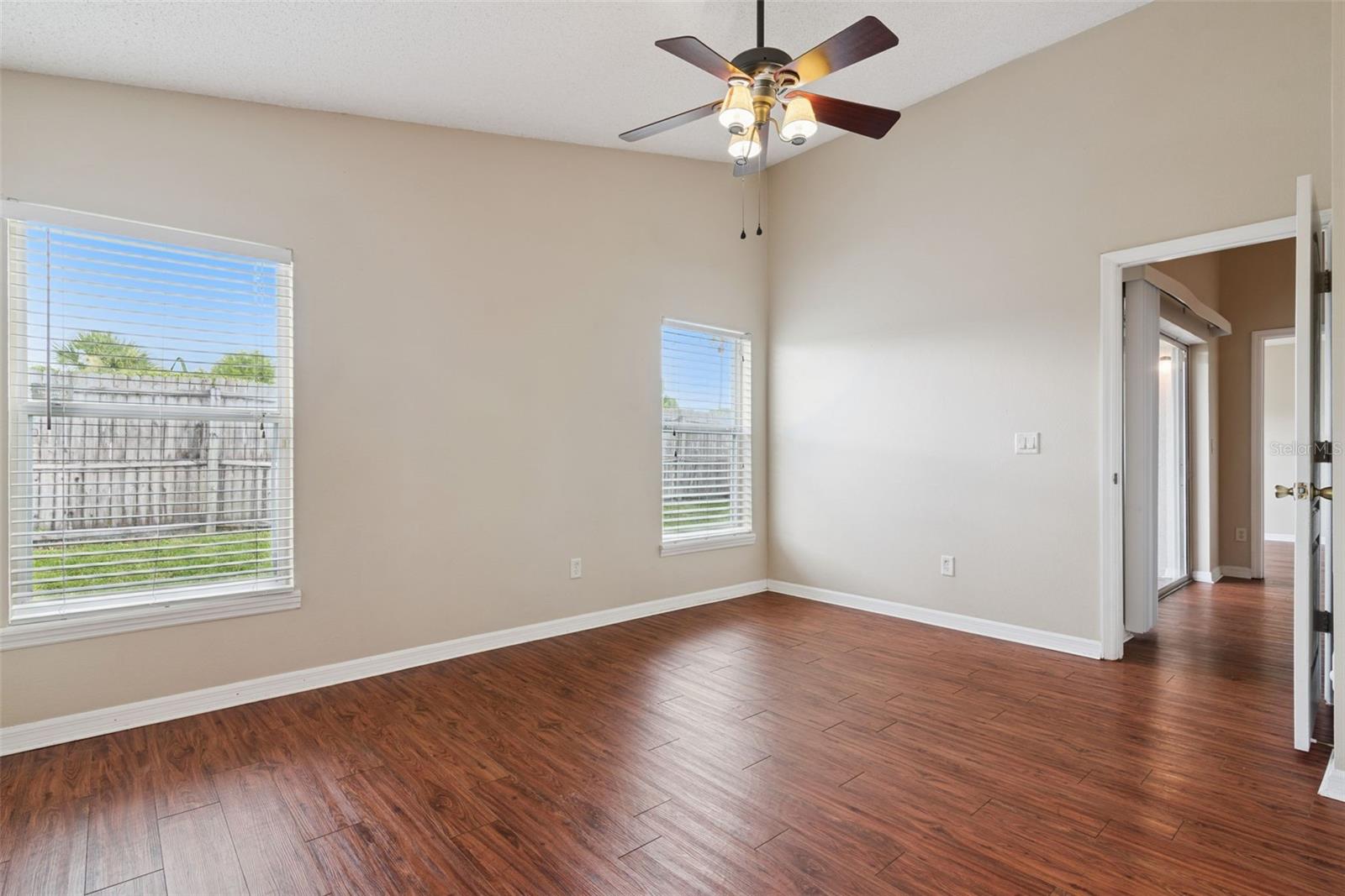 13831 Guildhall Cir Property Photo 8