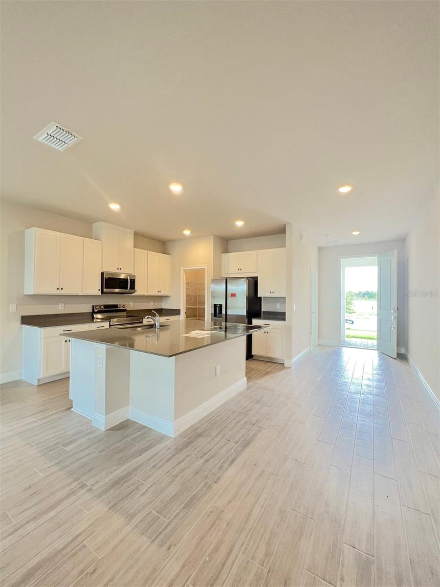 4961 Rain Shadow Dr Property Photo 6