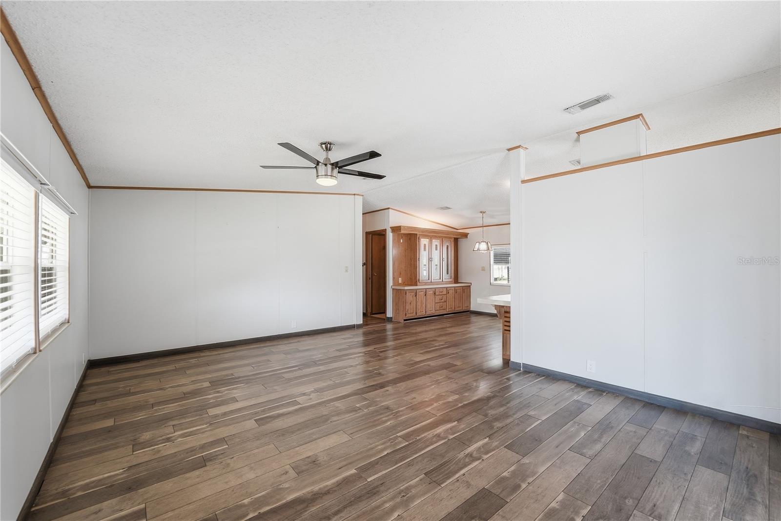 2251 Temple Ln Property Photo 4