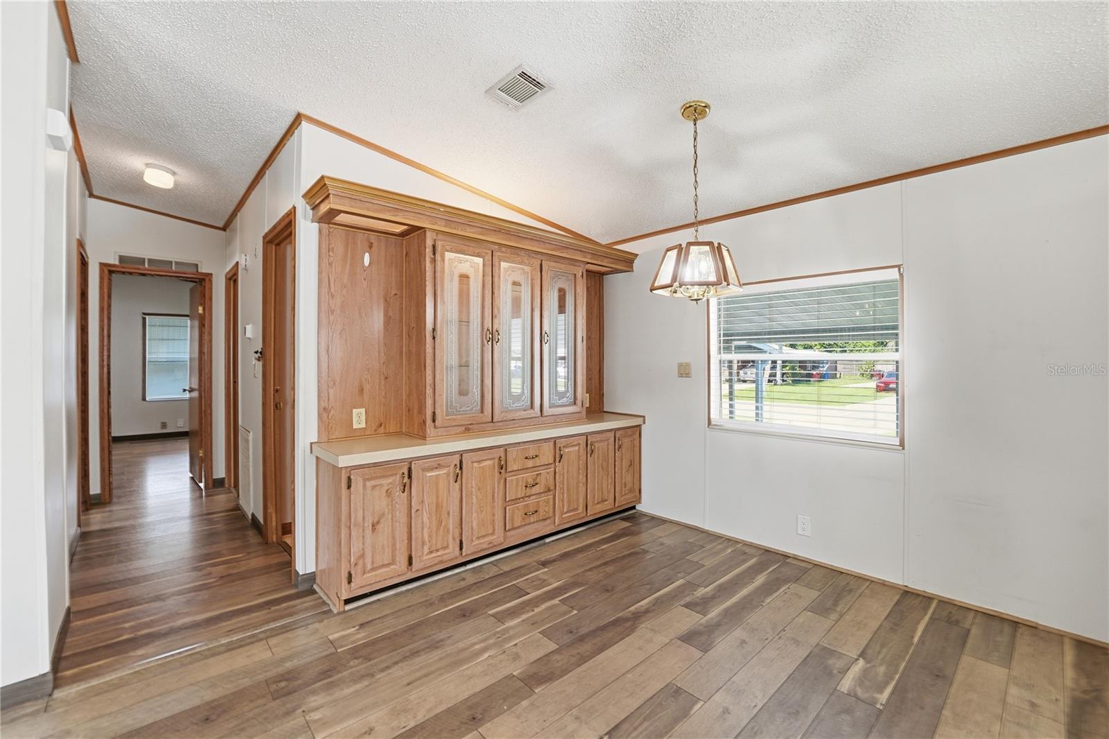 2251 Temple Ln Property Photo 5