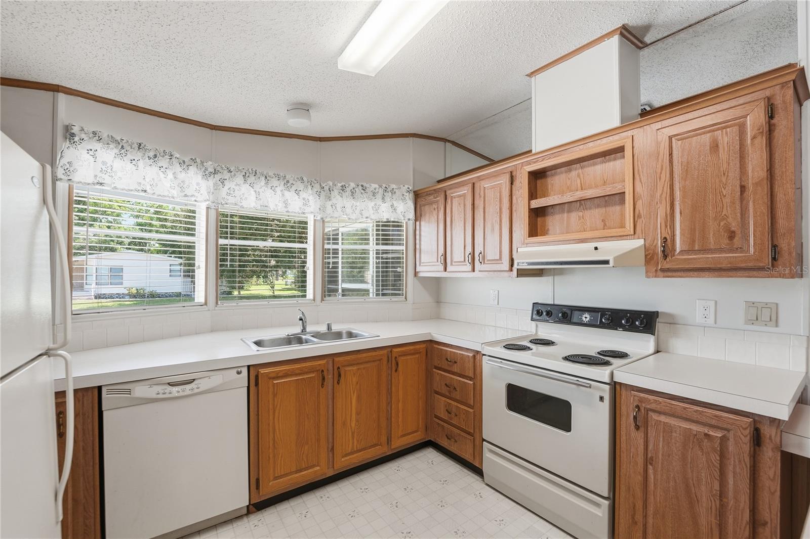 2251 Temple Ln Property Photo 8