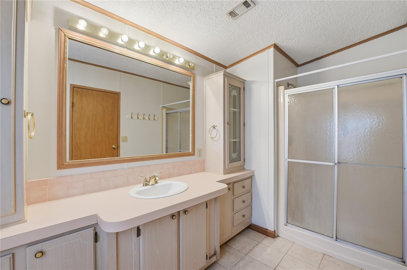 2251 Temple Ln Property Photo 16