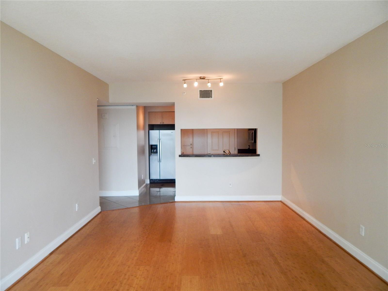 322 E Central Blvd #1104 Property Photo 7