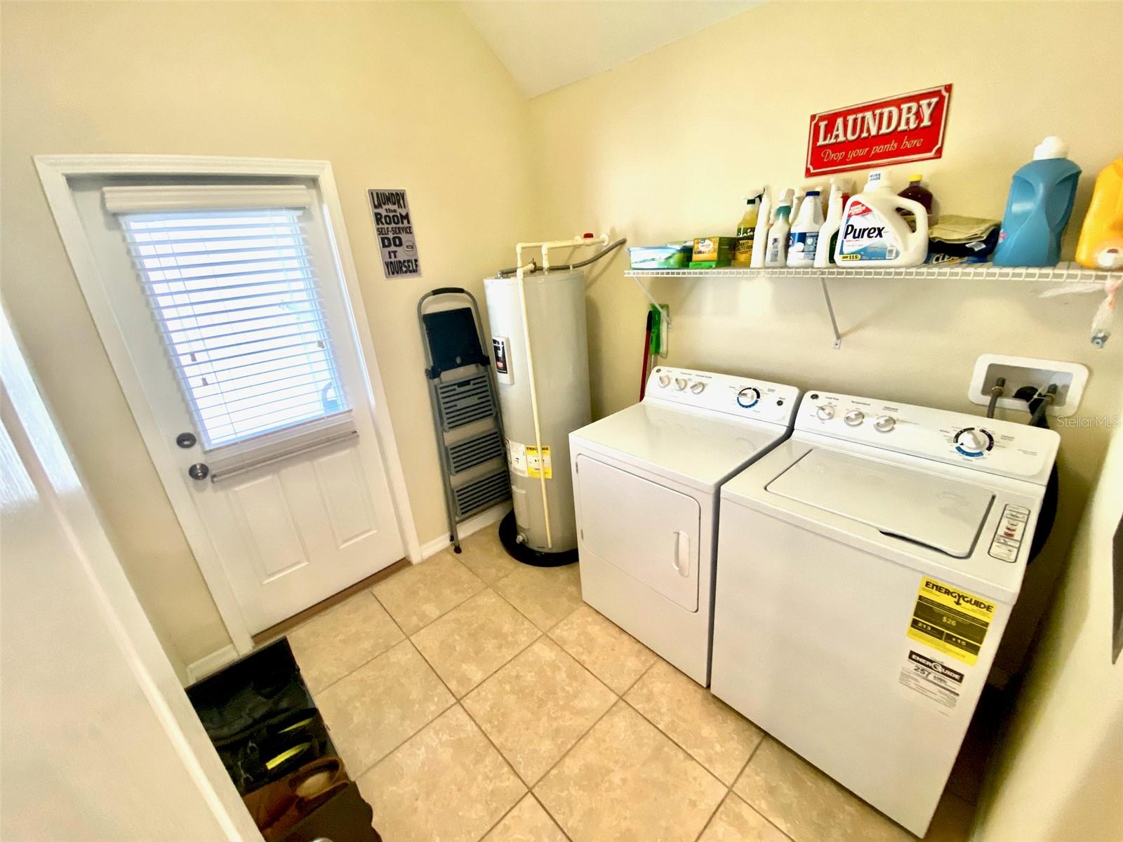 12802 Strode Ln Property Photo 12