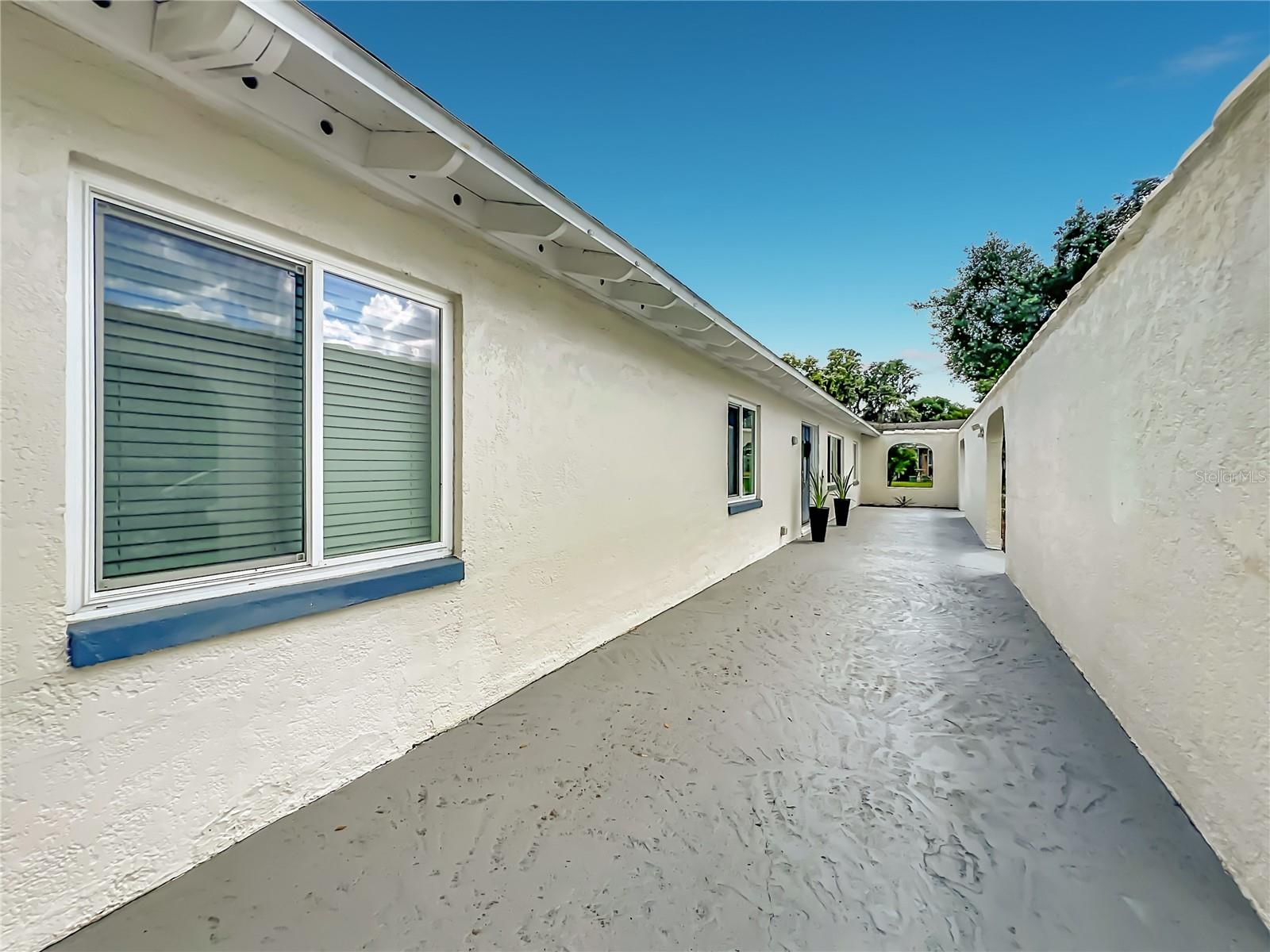 153 Variety Tree Cir Property Photo 4