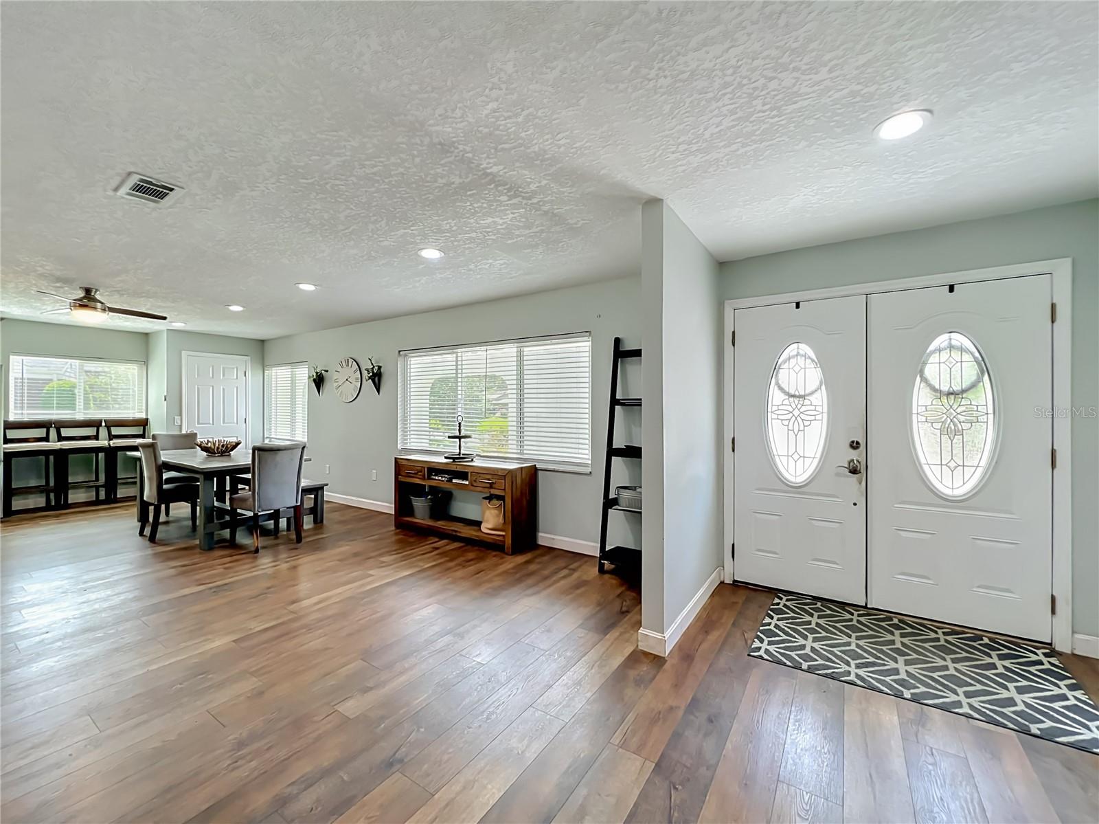 153 Variety Tree Cir Property Photo 6