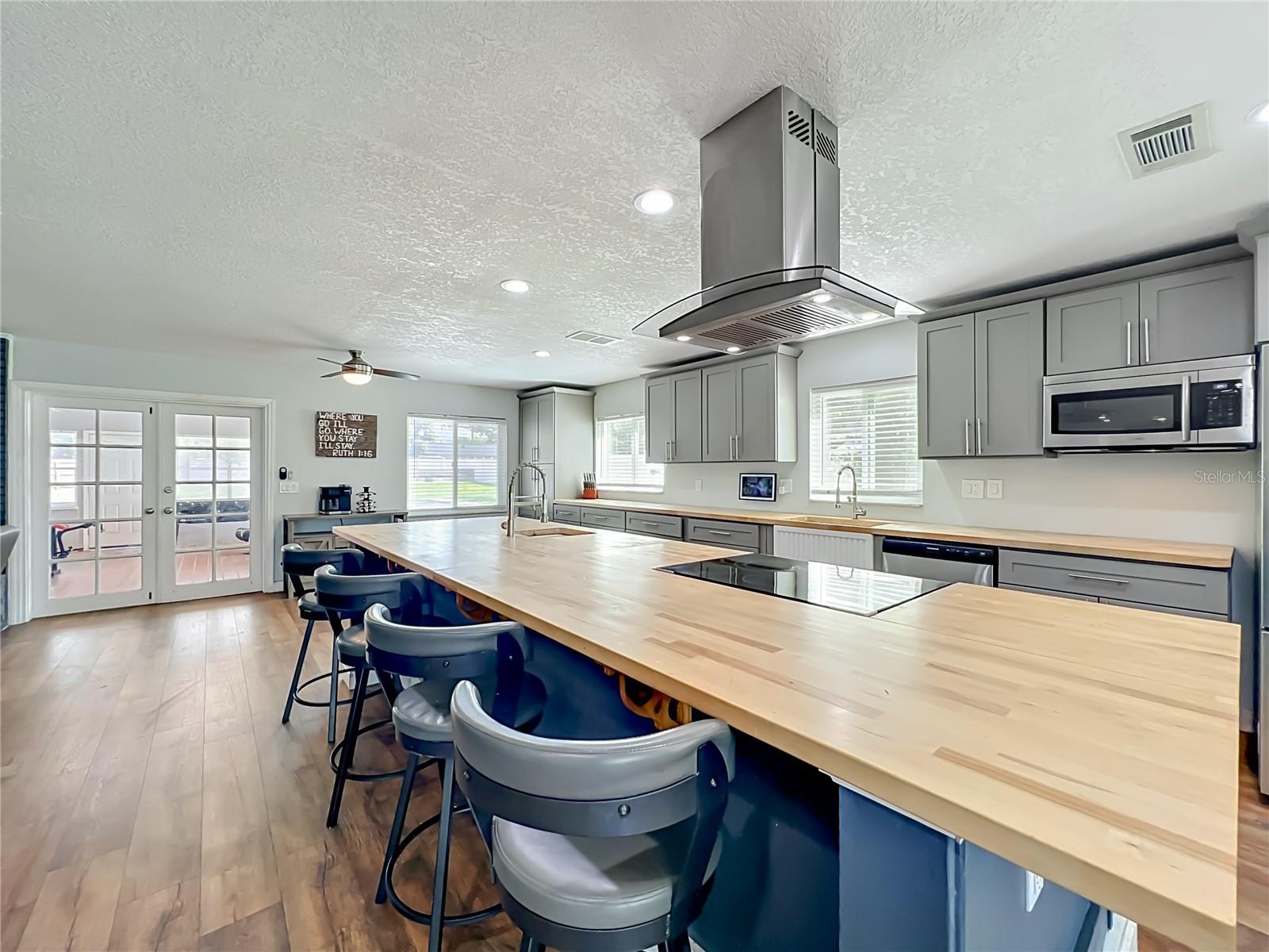 153 Variety Tree Cir Property Photo 8