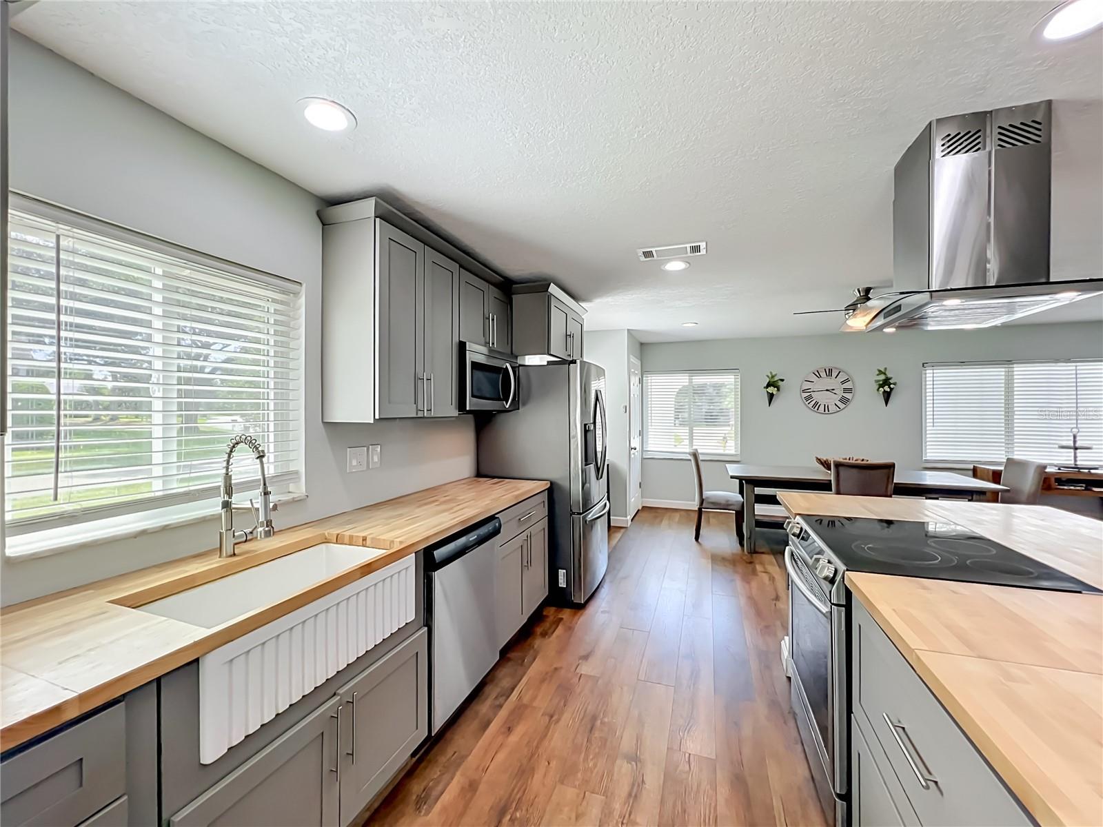153 Variety Tree Cir Property Photo 11
