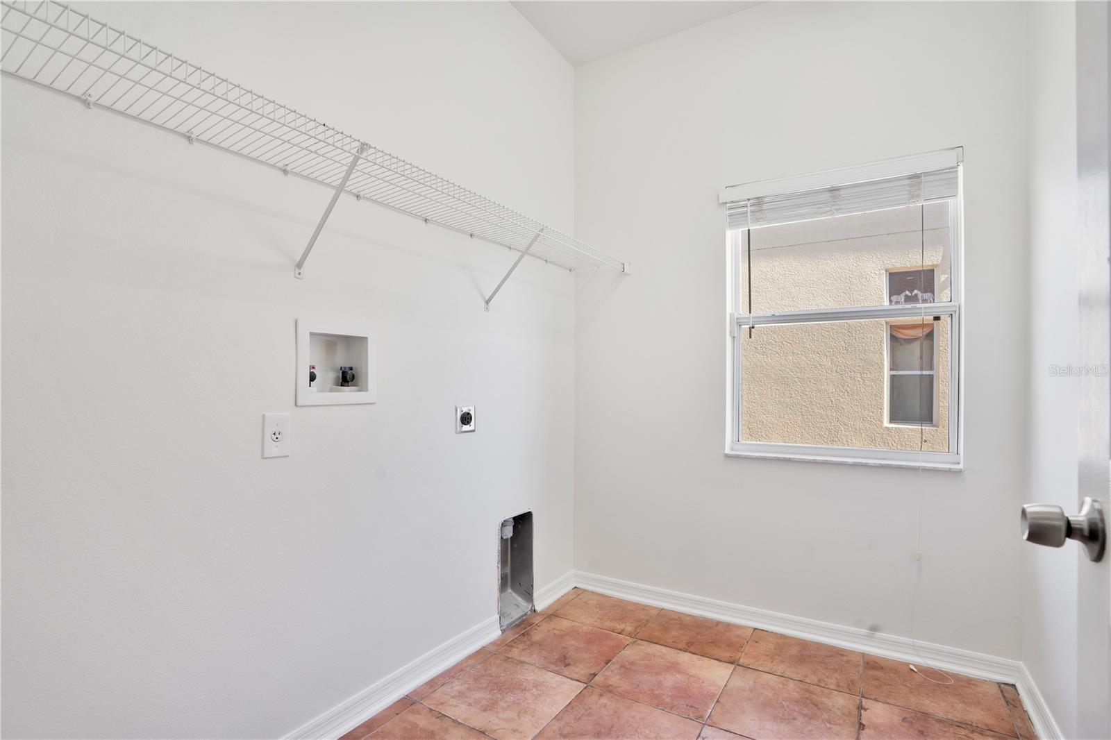 432 York Dale Dr Property Photo 37