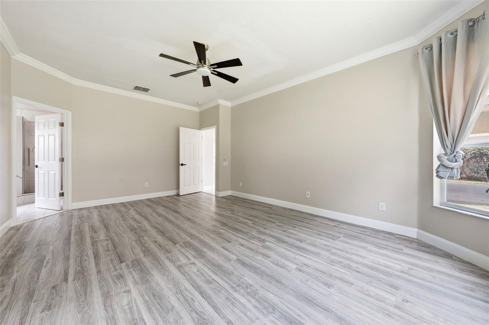 11326 Ledgement Ln Property Photo 22