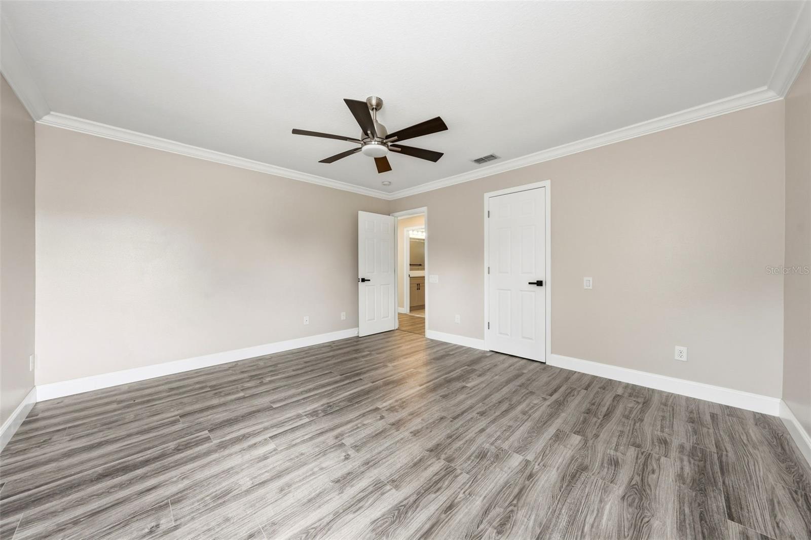 11326 Ledgement Ln Property Photo 40