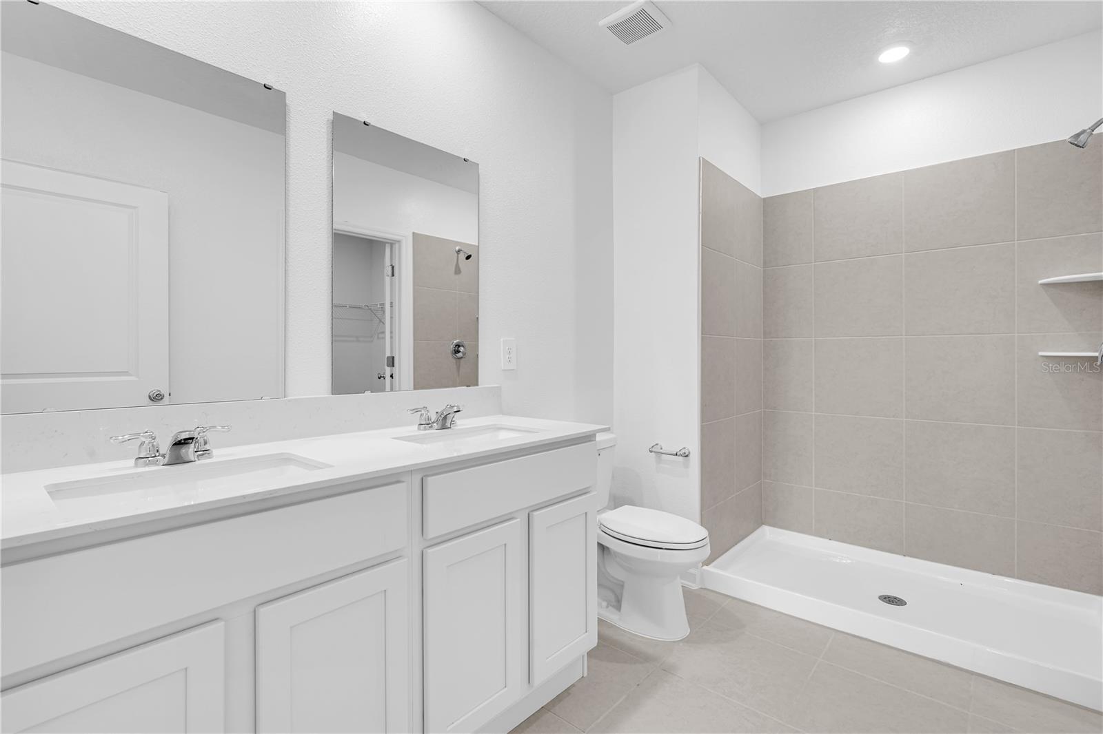 5803 Le Marin Way Property Photo 10