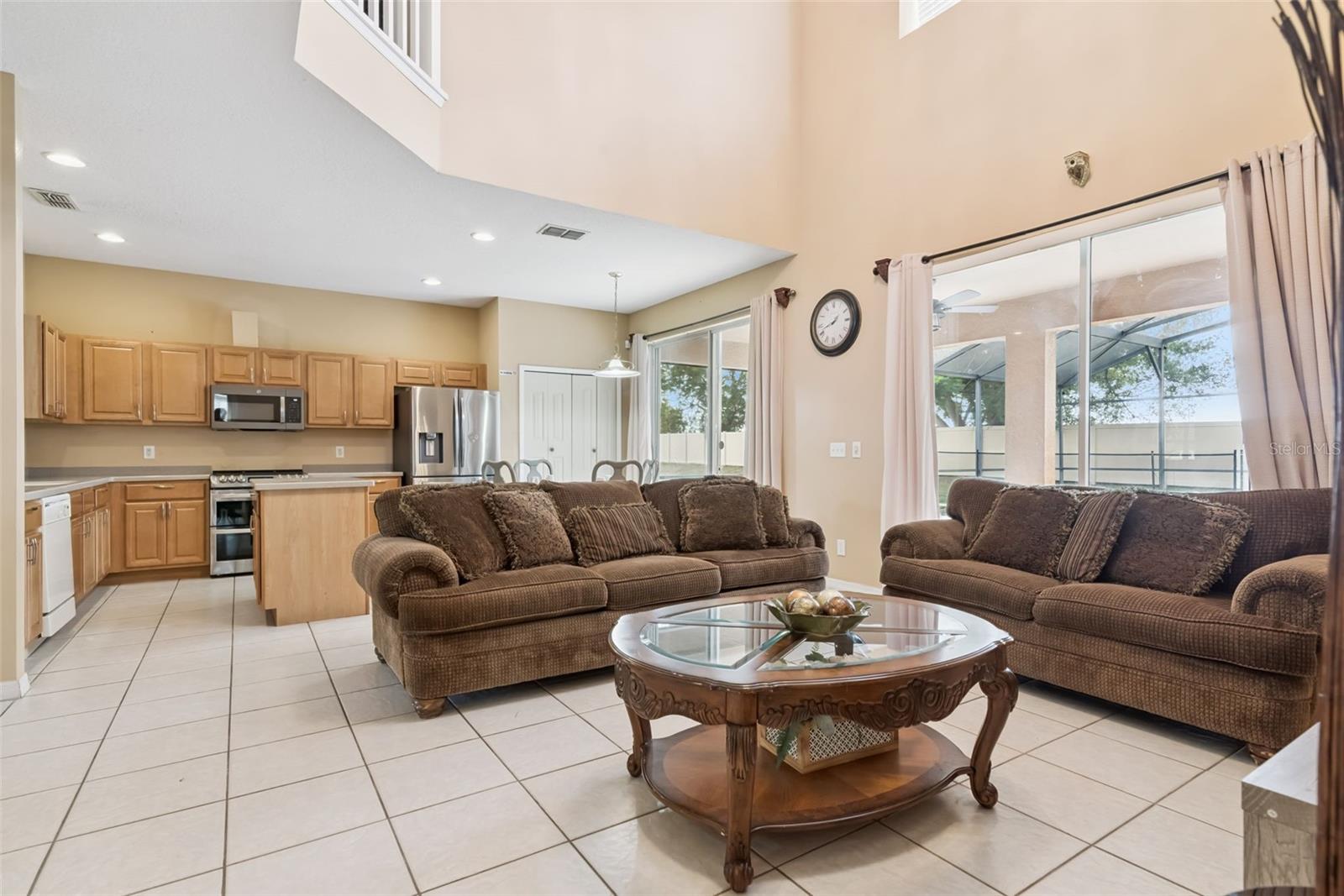 1162 Solana Cir Property Photo 7