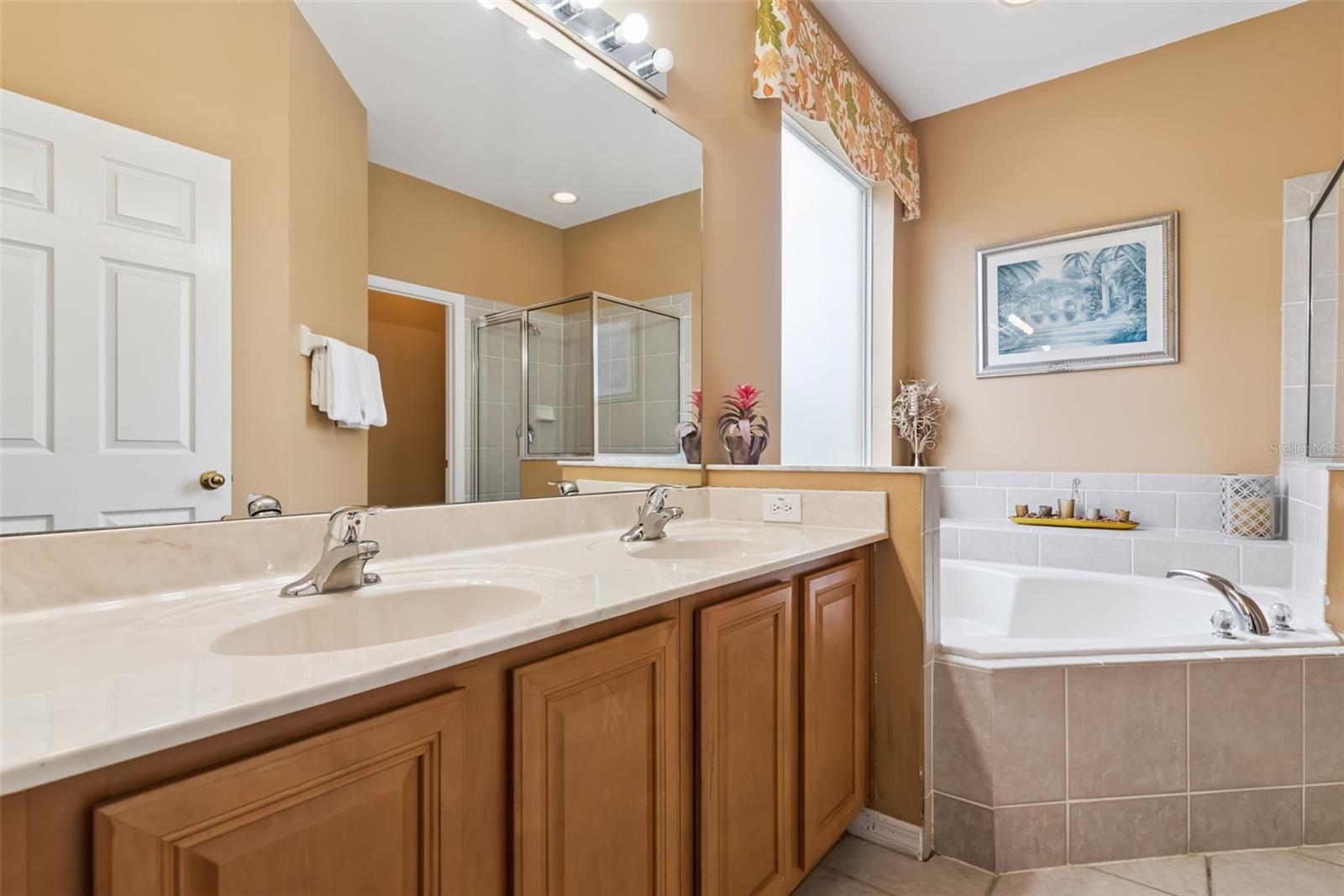 1162 Solana Cir Property Photo 12