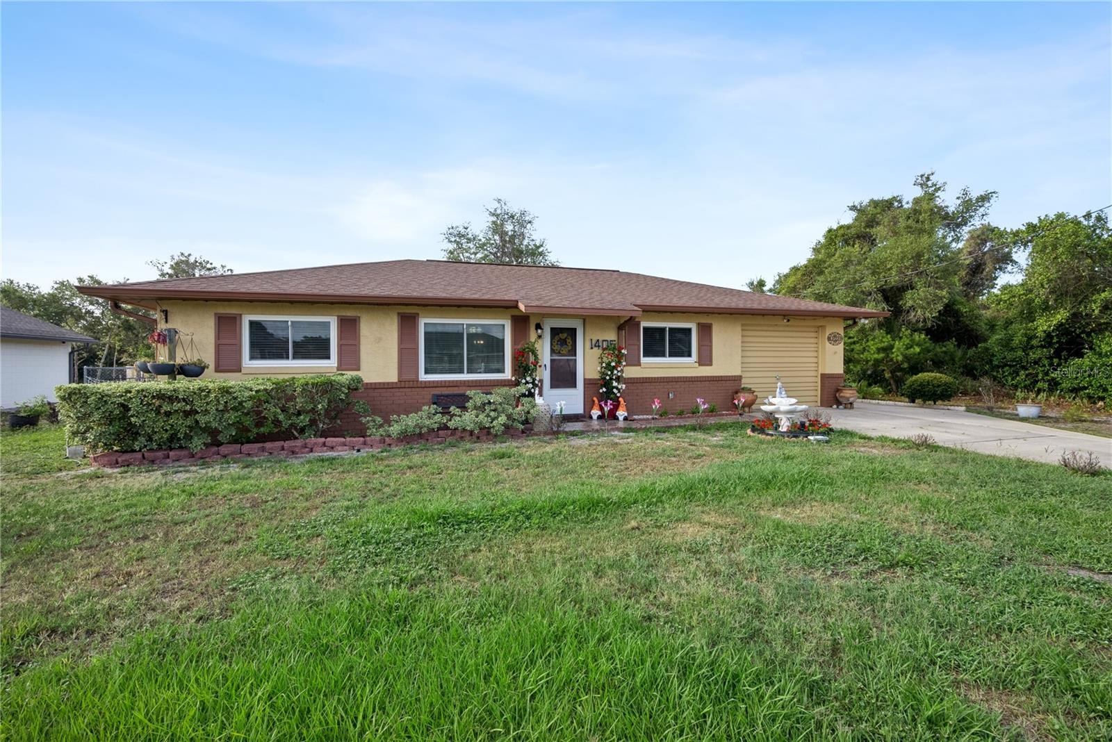 1405 Coronet Dr Property Photo 1